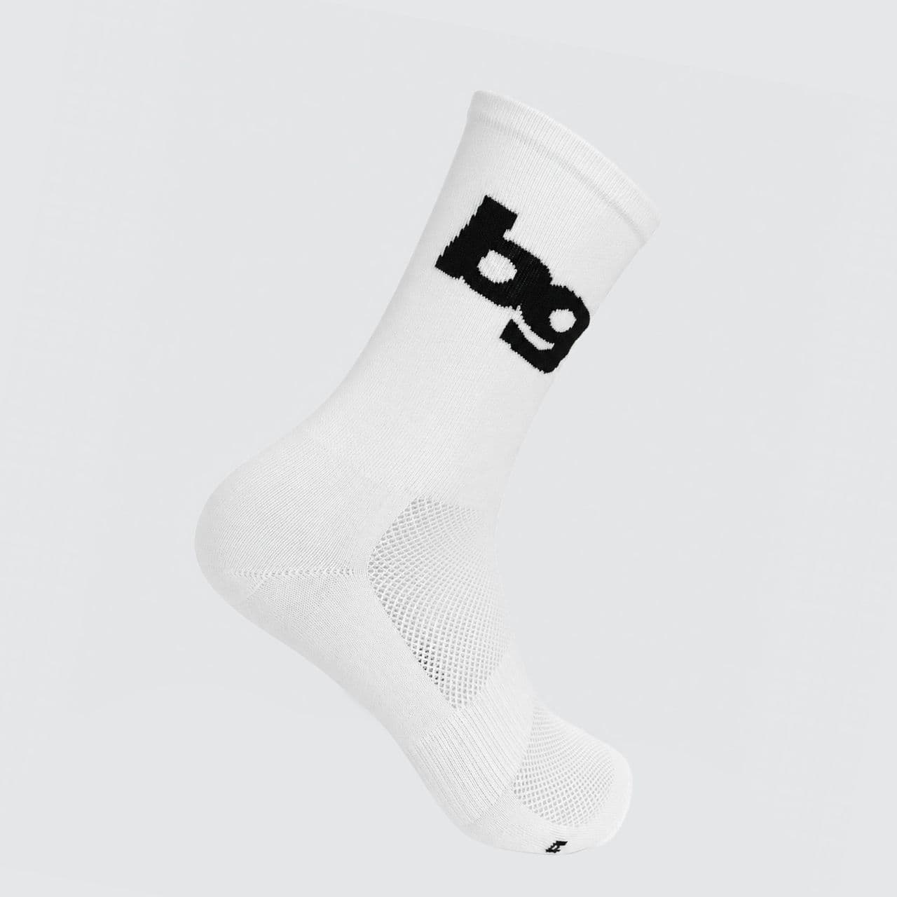 Essence Bold White Socks